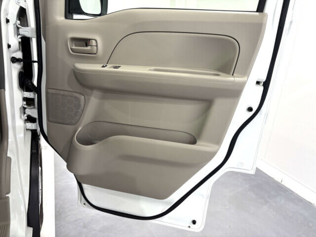 2023 SUZUKI EVERY VAN