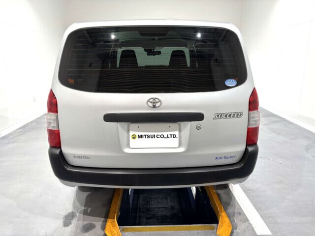 2018 TOYOTA SUCCEED VAN