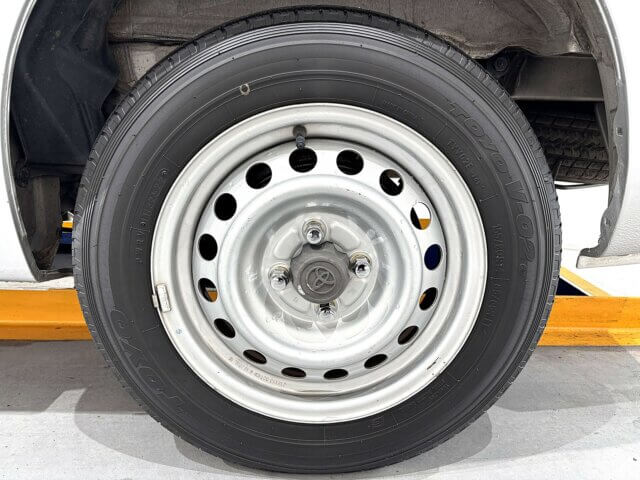 2018 TOYOTA SUCCEED VAN