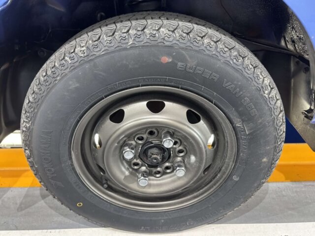 1998 MITSUBISHI MINICAB TRUCK