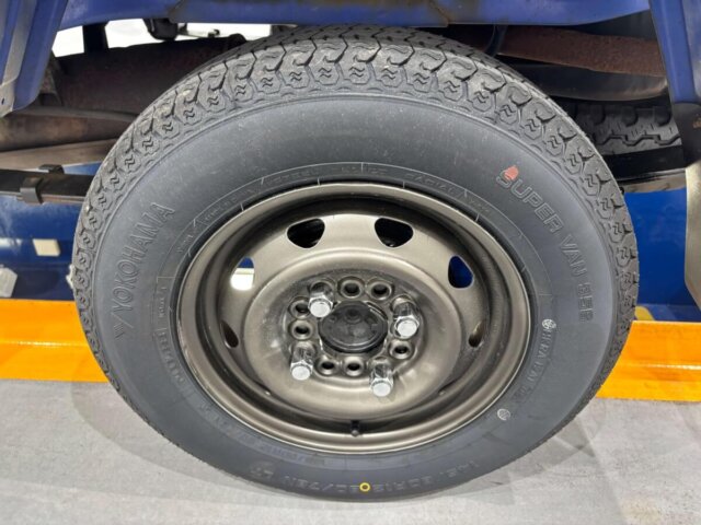 1998 MITSUBISHI MINICAB TRUCK