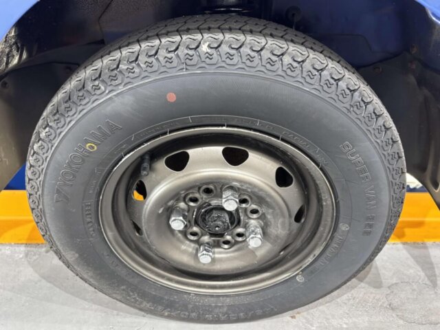 1998 MITSUBISHI MINICAB TRUCK