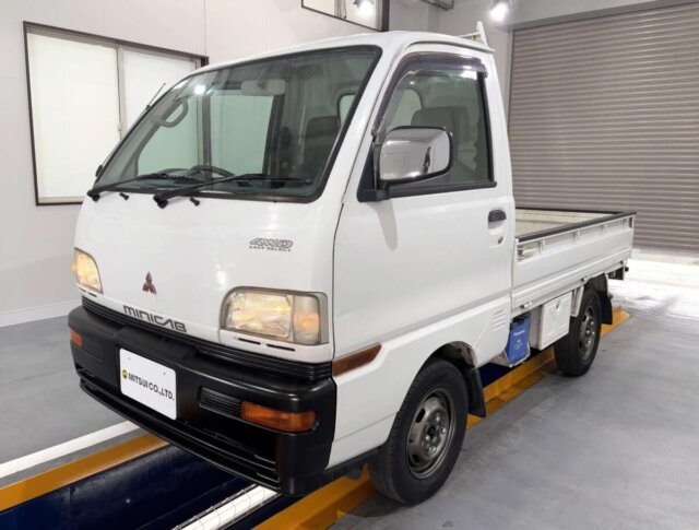 1998 MITSUBISHI MINICAB TRUCK