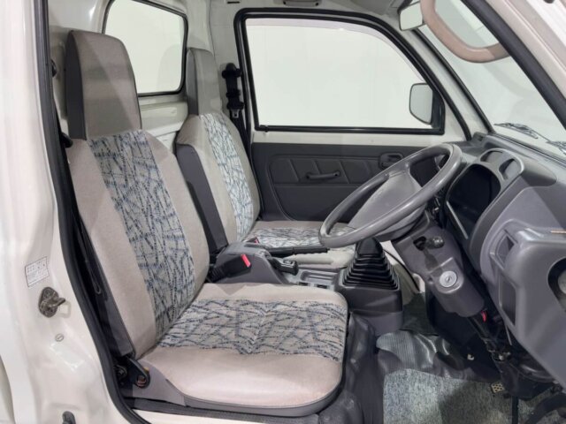 1998 MITSUBISHI MINICAB TRUCK