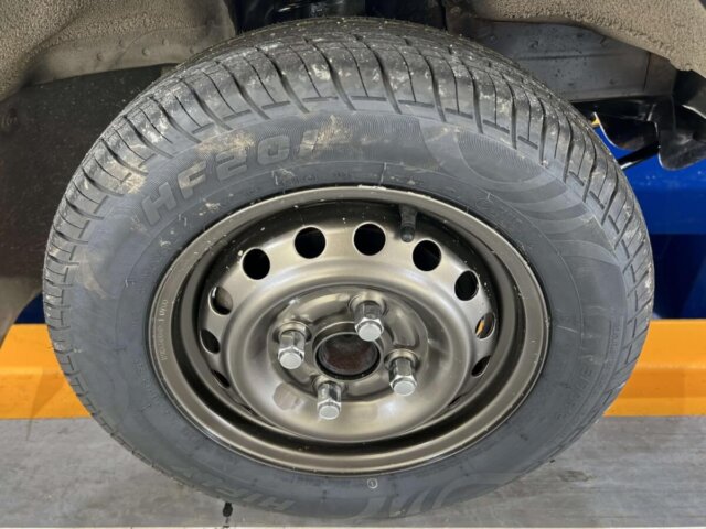 2000 DAIHATSU HIJET TRUCK