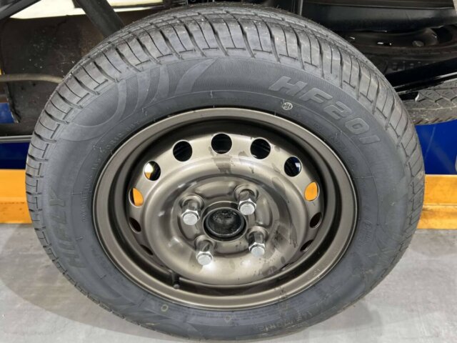 2000 DAIHATSU HIJET TRUCK