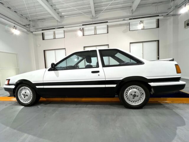 1983 TOYOTA COROLLA LEVIN