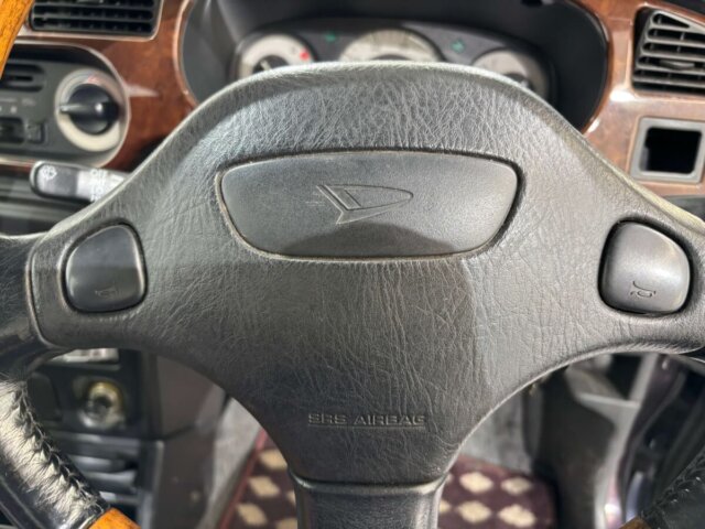 1999 DAIHATSU MIRA GINO