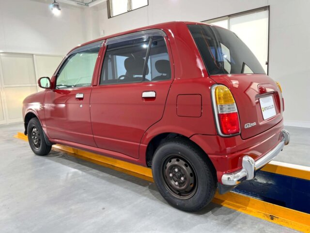 2000 DAIHATSU MIRA GINO