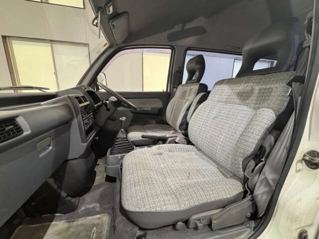 1993 MITSUBISHI MINICAB VAN