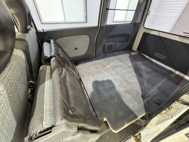 1993 MITSUBISHI MINICAB VAN