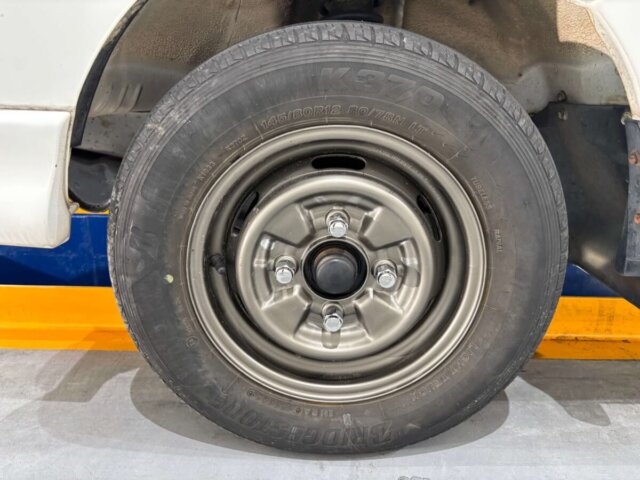 1993 MITSUBISHI MINICAB VAN