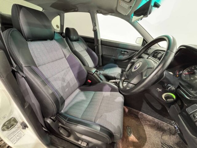 2000 SUBARU LEGACY B4