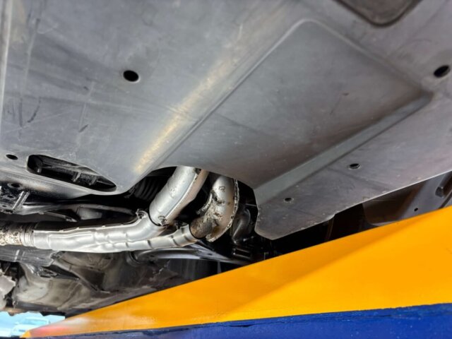 2000 SUBARU LEGACY B4