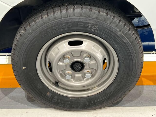 1994 MITSUBISHI MINICAB TRUCK