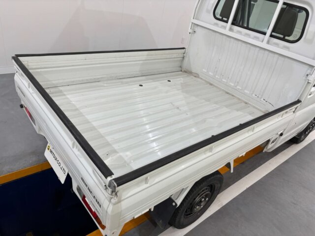 2000 MITSUBISHI MINICAB TRUCK