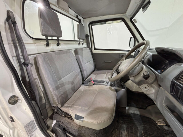 2000 MITSUBISHI MINICAB TRUCK