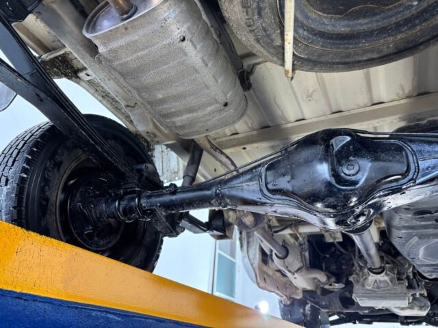 2000 MAZDA SCRUM TRUCK