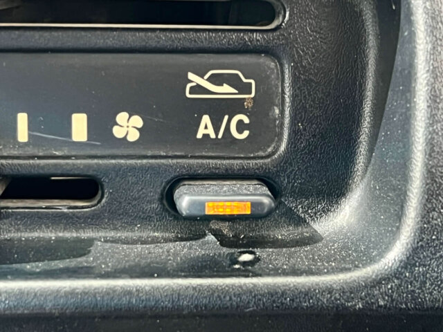 1996 MAZDA SCRUM VAN