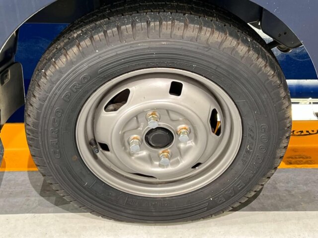 1996 MAZDA SCRUM VAN