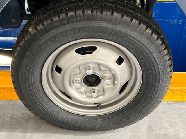 1996 MAZDA SCRUM VAN