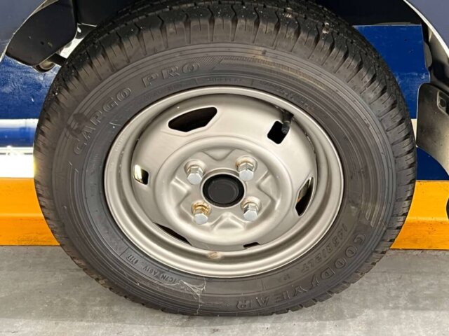 1996 MAZDA SCRUM VAN