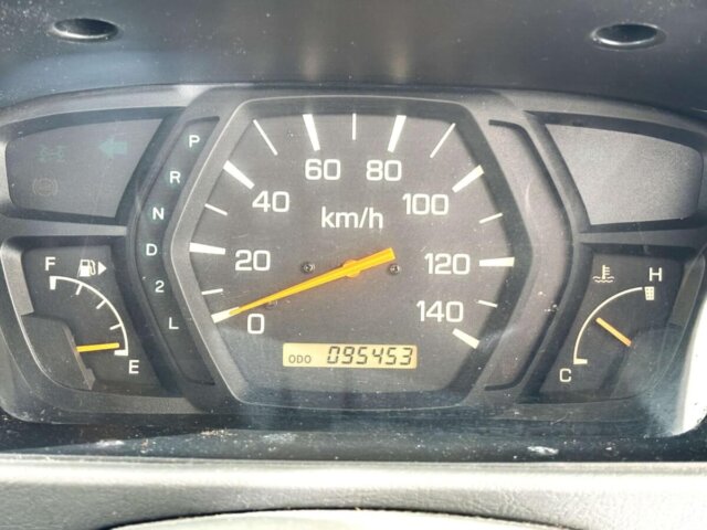 1999 MITSUBISHI MINICAB VAN