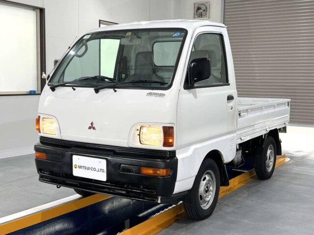 1996 MITSUBISHI MINICAB TRUCK