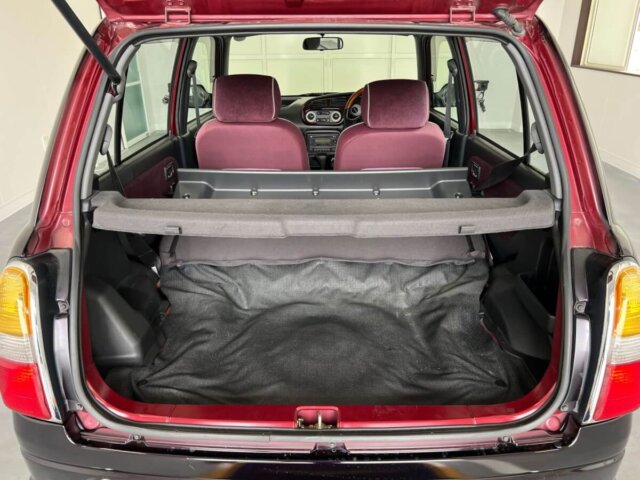 2000 DAIHATSU MIRA GINO