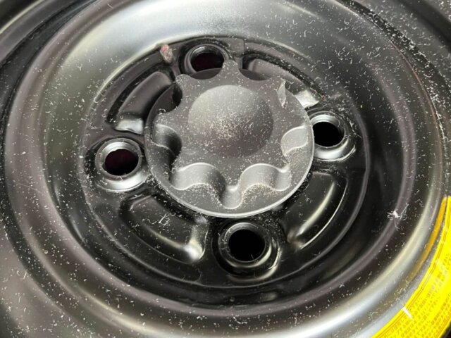 2000 DAIHATSU MIRA GINO