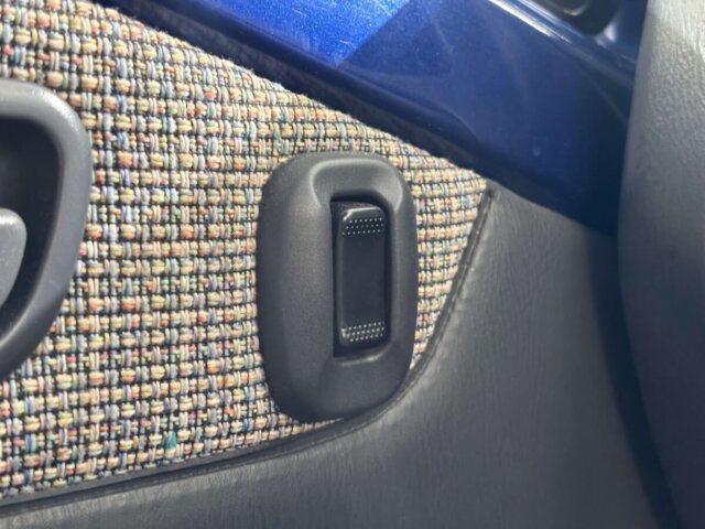 2000 SUBARU SAMBAR VAN