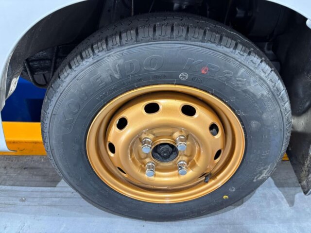 2000 SUBARU SAMBAR VAN