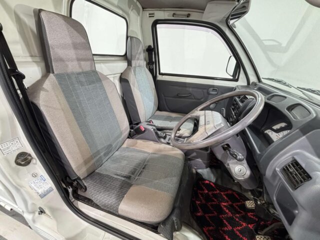 1997 MITSUBISHI MINICAB TRUCK