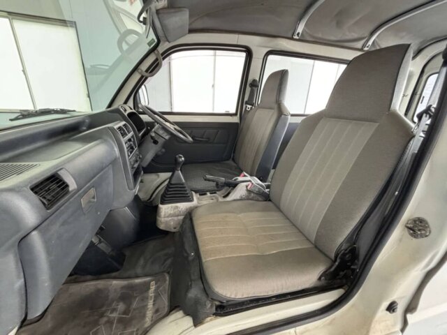 1993 MITSUBISHI MINICAB VAN