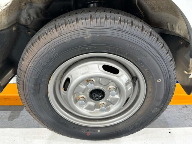 1993 MITSUBISHI MINICAB VAN