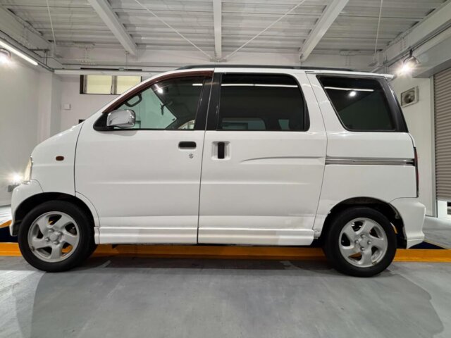 2000 DAIHATSU ATRAI