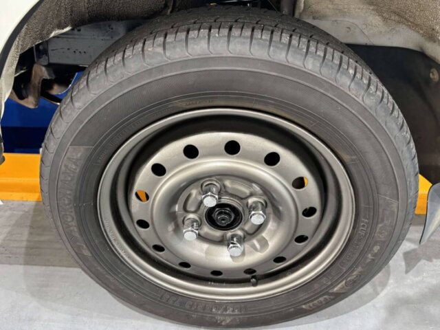 2000 DAIHATSU HIJET TRUCK