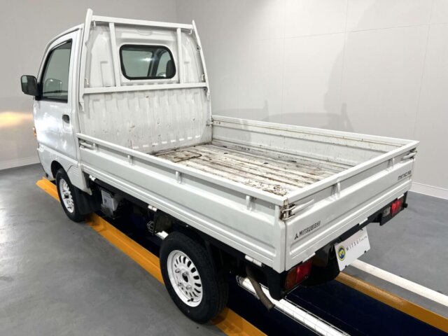 1996 MITSUBISHI MINICAB TRUCK