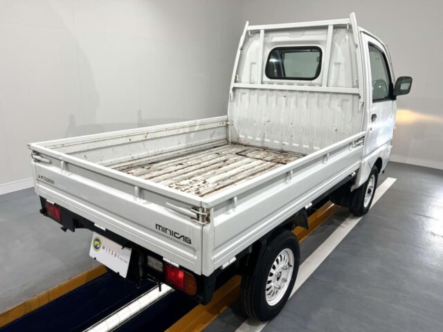1996 MITSUBISHI MINICAB TRUCK
