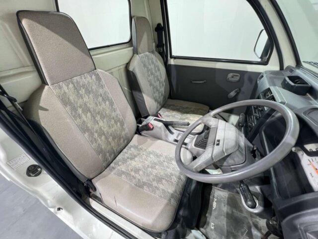 1996 MITSUBISHI MINICAB TRUCK