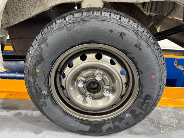 1999 DAIHATSU HIJET VAN