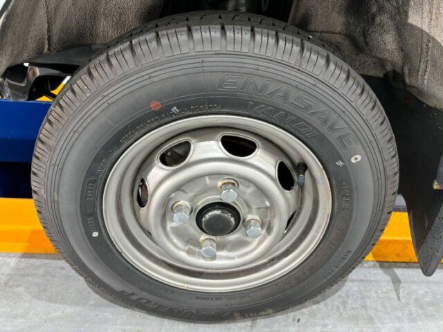 1993 DAIHATSU HIJET VAN