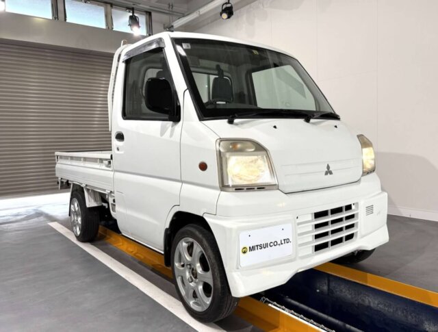2000 MITSUBISHI MINICAB TRUCK