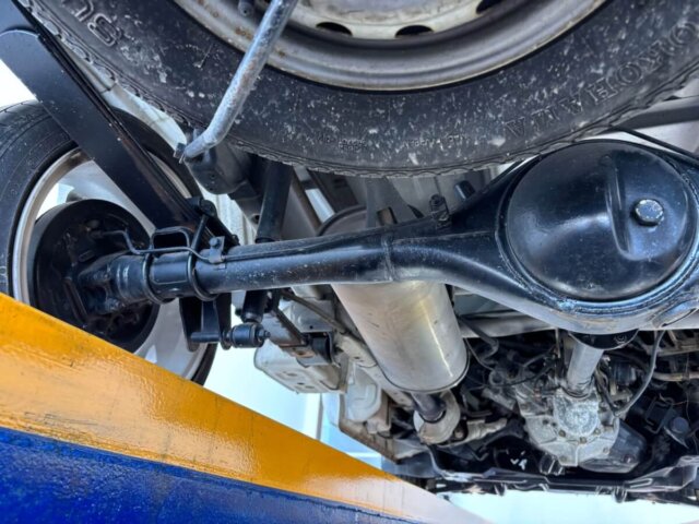 2000 MITSUBISHI MINICAB TRUCK