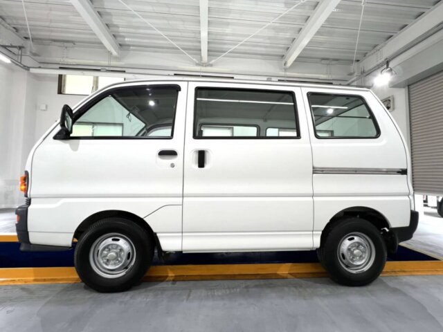 1998 MITSUBISHI MINICAB VAN