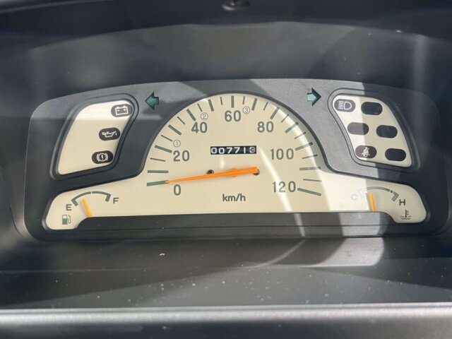 1998 MITSUBISHI MINICAB VAN