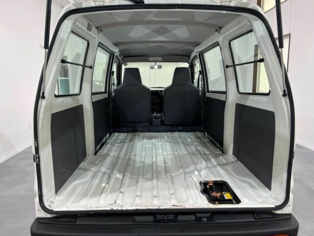 1998 MITSUBISHI MINICAB VAN