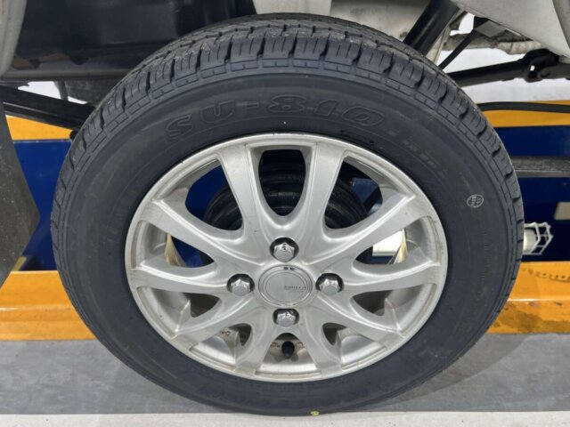 2000 DAIHATSU HIJET TRUCK