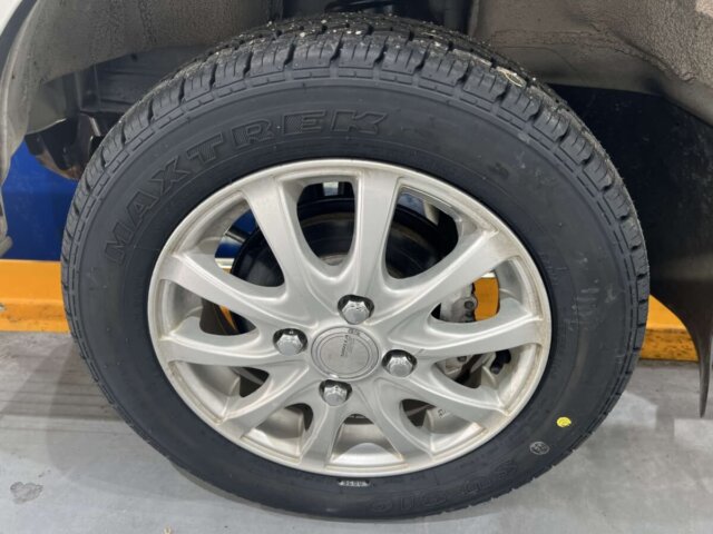 2000 DAIHATSU HIJET TRUCK