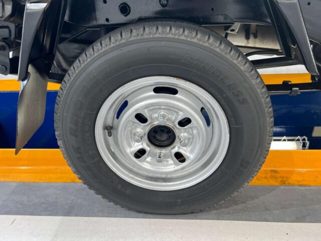 1998 MITSUBISHI MINICAB TRUCK